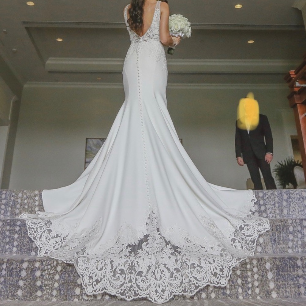 Deep v neck wedding dress
